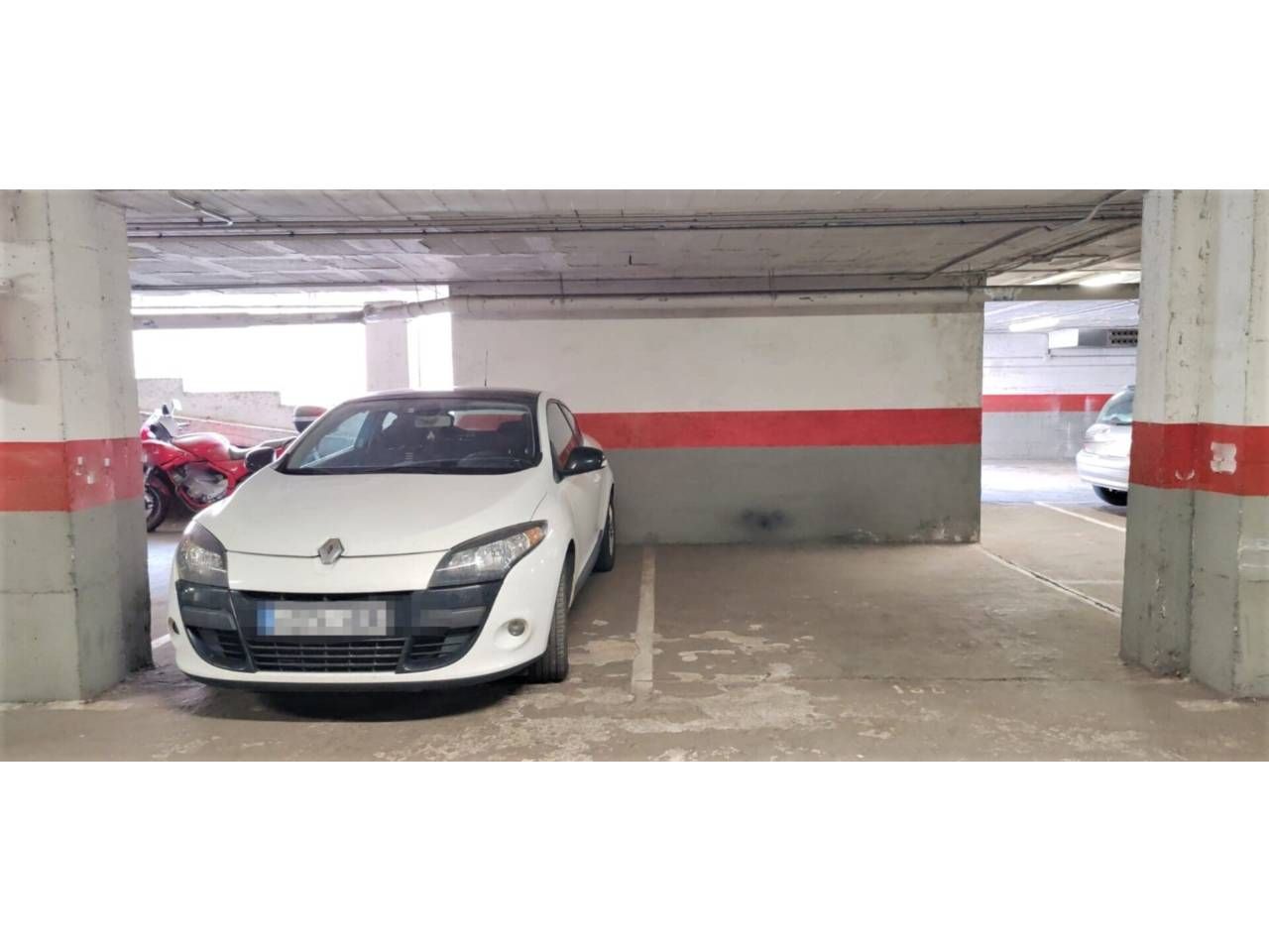 Aparcament de Garatge en venda en Girona Capital