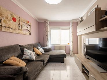 Piso con ascensor en venta en calle de les Roses
