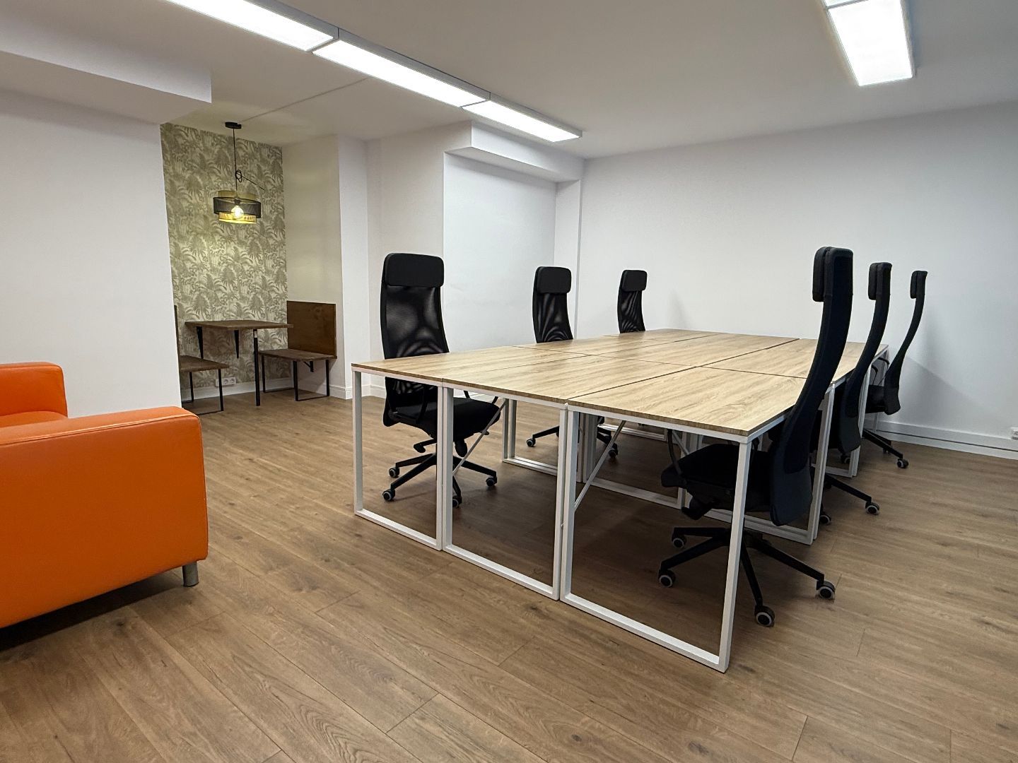 Office to rent in  Barcelona Capital  with Air Conditioner, Heating and Furnished