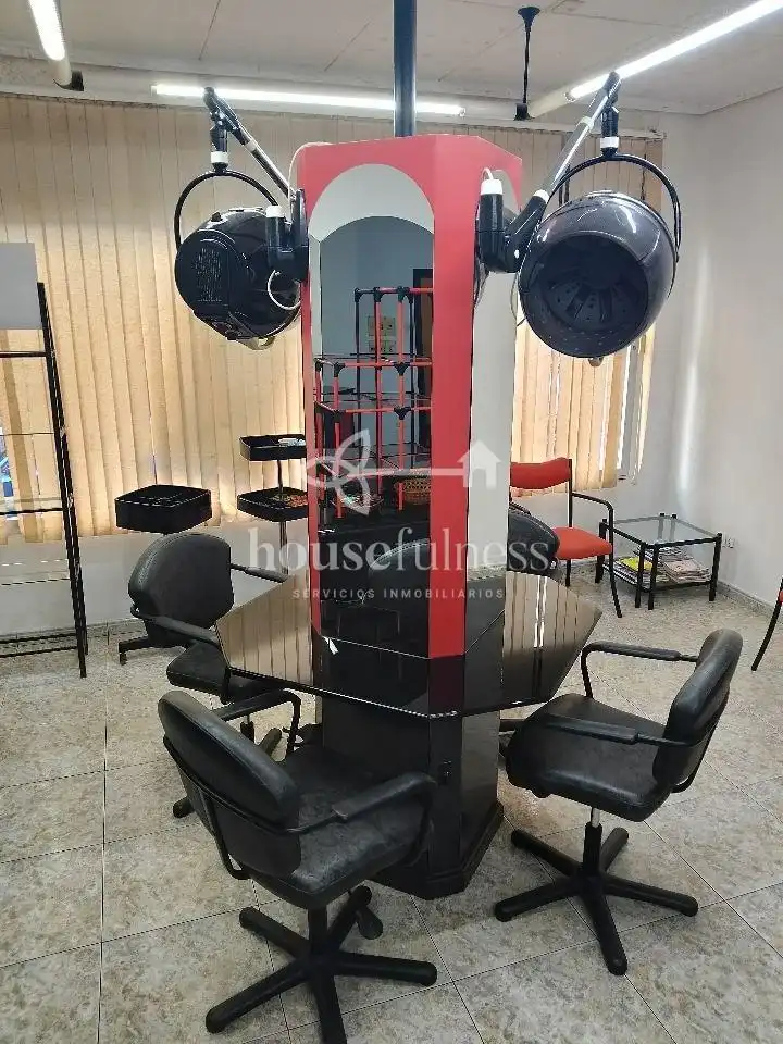Local comercial en venda a Ortigueira, imagen 14