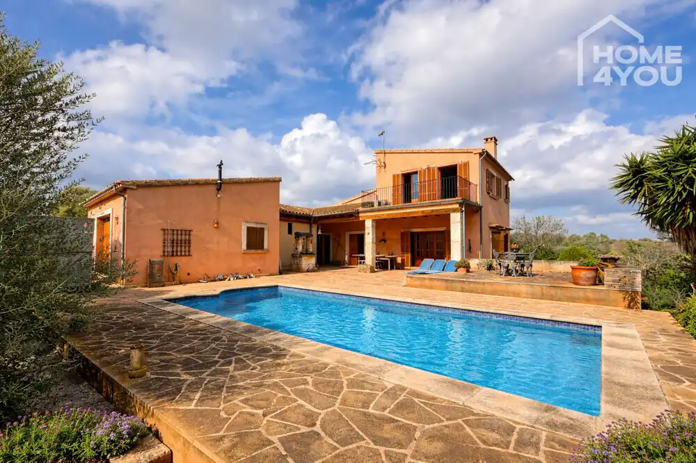 Vista exterior de Casa o xalet en venda en Ses Salines amb Aire condicionat, Calefacció i Terrassa