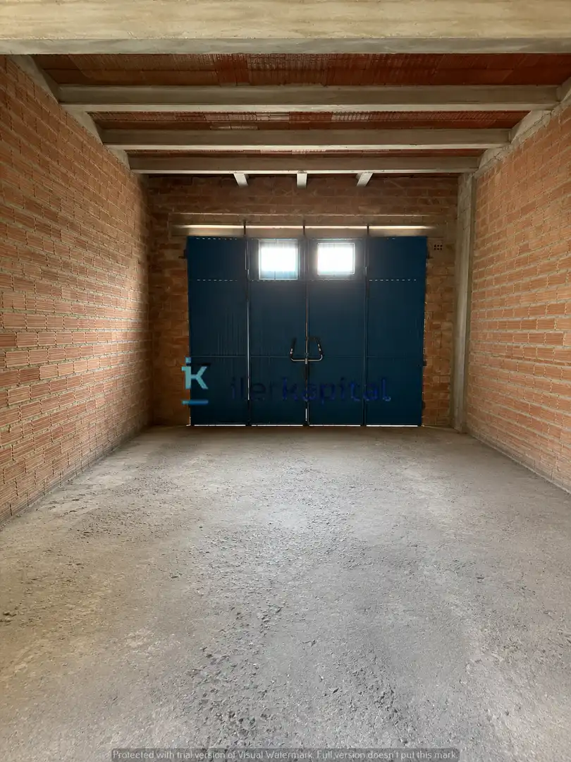 Aparcament de Casa o xalet en venda en Almenar amb Calefacció, Jardí privat i Traster