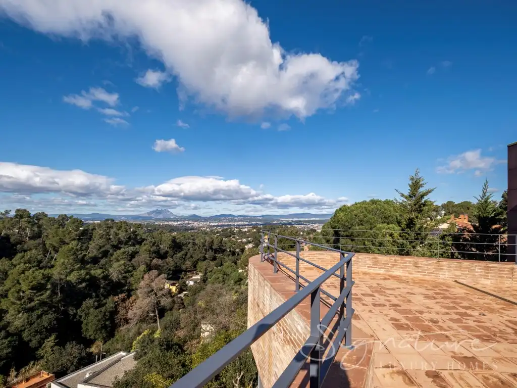 Vista exterior de Casa o xalet en venda en Sant Cugat del Vallès amb Aire condicionat, Calefacció i Terrassa