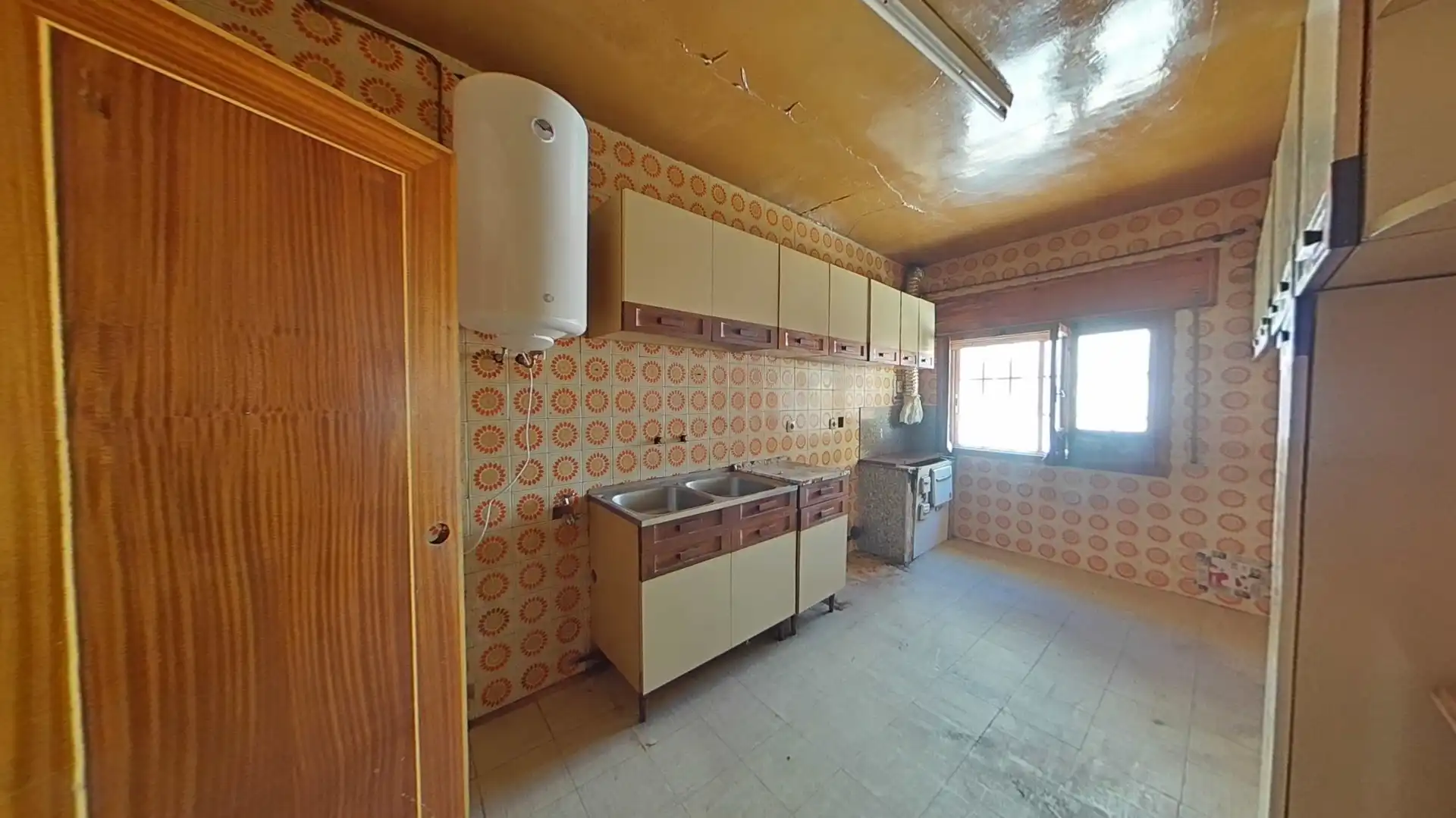 Cocina de Piso en venta en Las Navas del Marqués 
