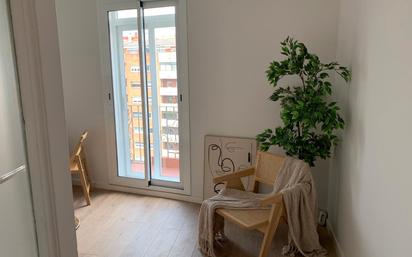 Bedroom of Flat for sale in  Barcelona Capital  with Air Conditioner, Heating and Oven