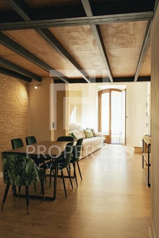 Living room of Flat for sale in  Barcelona Capital  with Heating, Parquet flooring and Terrace