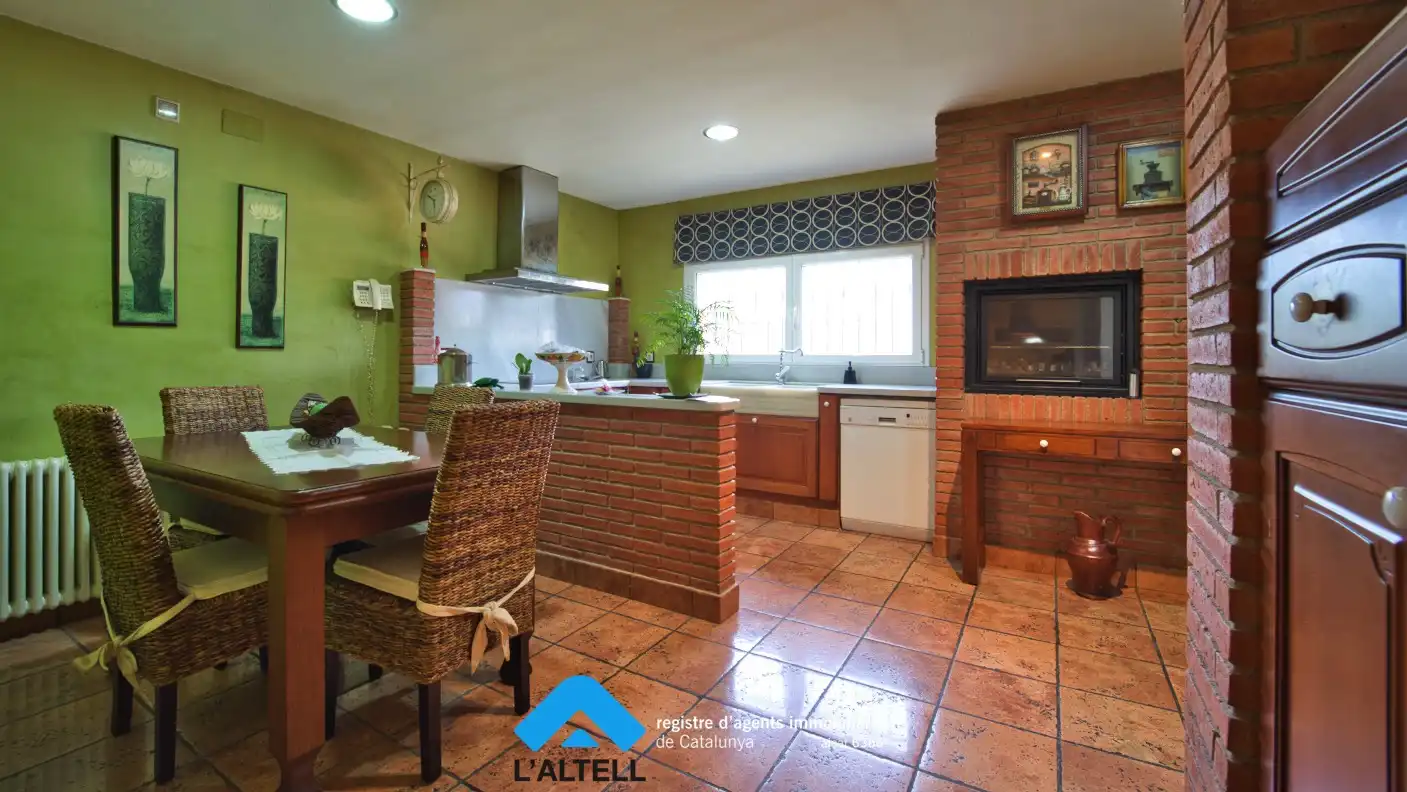 Kitchen of Houses for sale in L'Ametlla del Vallès  with Air Conditioner, Heating and Private garden