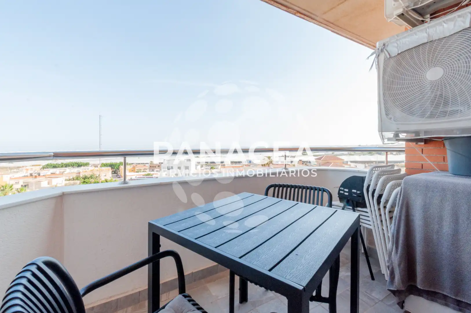 Terraza de Piso en venta en Vícar con Terraza, Amueblado y Horno