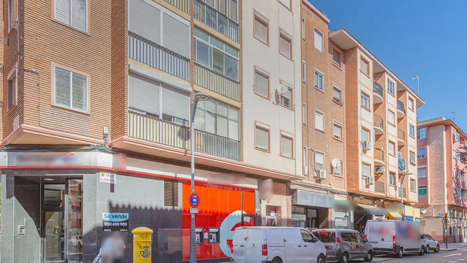 Vista exterior de Local en venta en  Zaragoza Capital