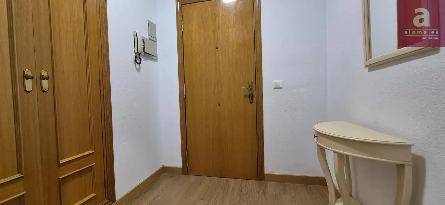 Estudio de alquiler en Cáceres con Aire acondicionado, Trastero y Amueblado