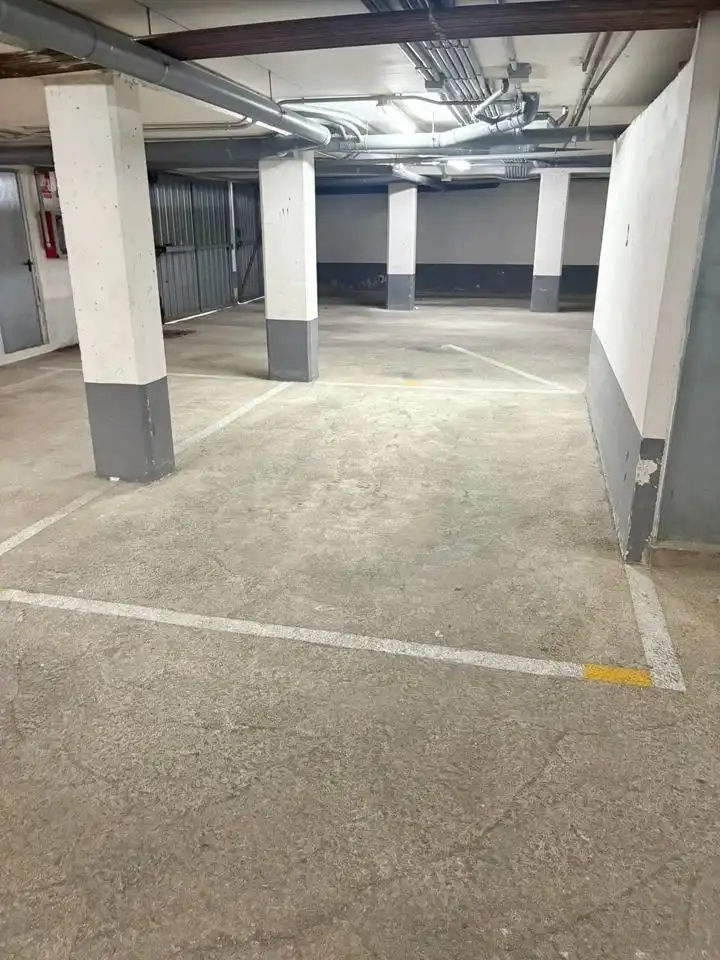Parkplatz von Haus oder Chalet zur Miete in Santa Pola mit Klimaanlage, Terrasse und Balkon