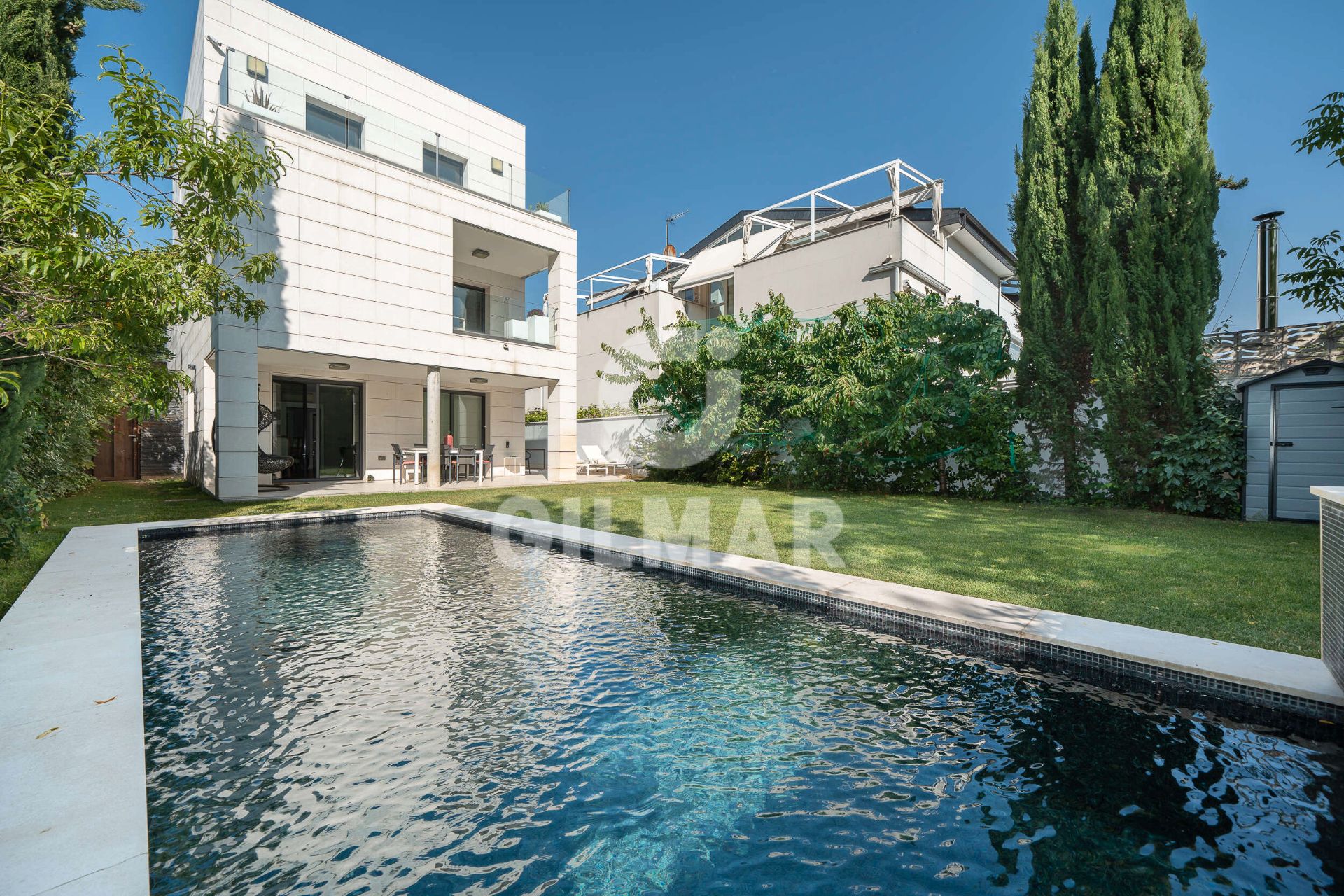 Jardí de Casa o xalet en venda en  Madrid Capital amb Aire condicionat, Calefacció i Jardí privat