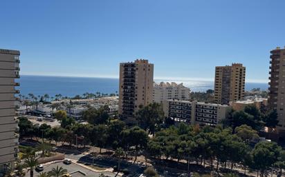 Vista exterior de Apartament en venda en Roquetas de Mar amb Jardí privat i Terrassa