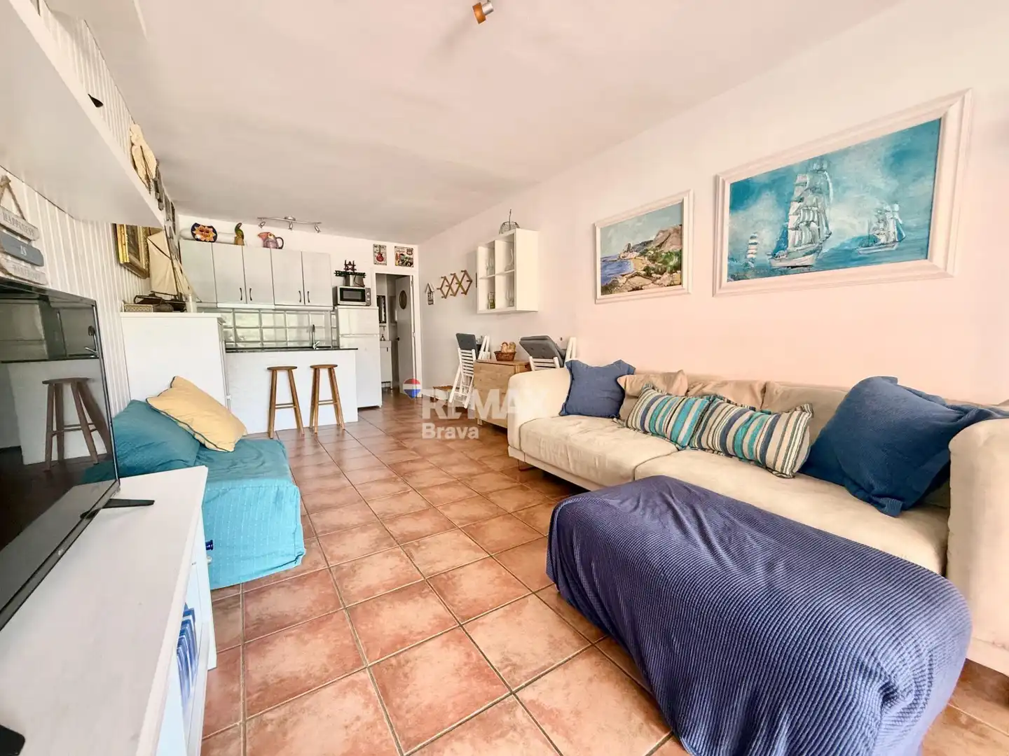 Sala d'estar de Apartament en venda en Tossa de Mar amb Jardí privat, Balcó i Piscina comunitària