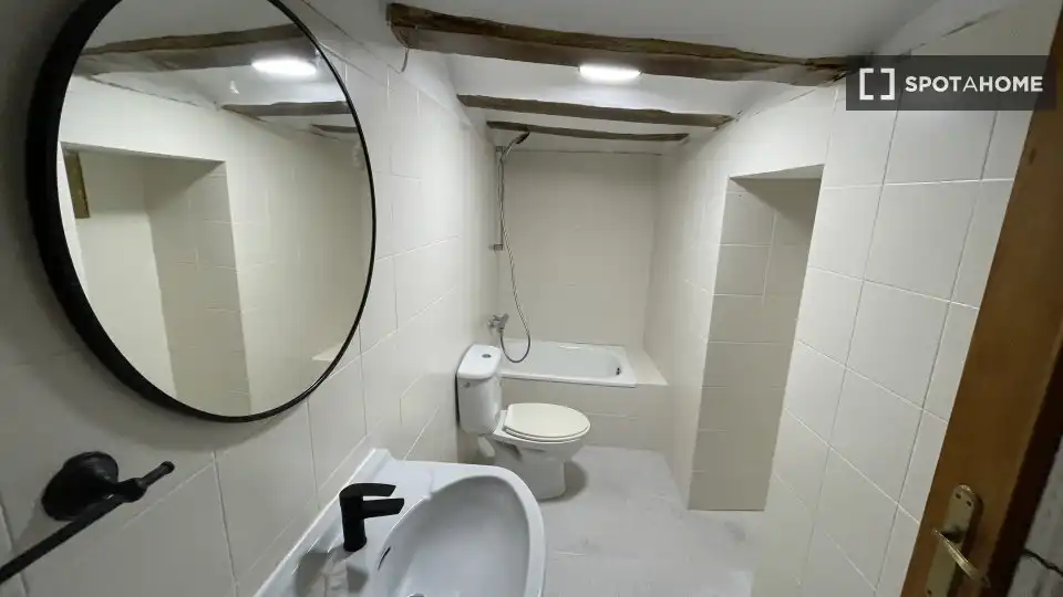 Bany de Pis de lloguer en Xàtiva, Valencia