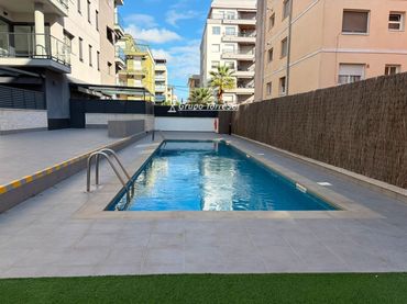 Piso con piscina en venta en Besos