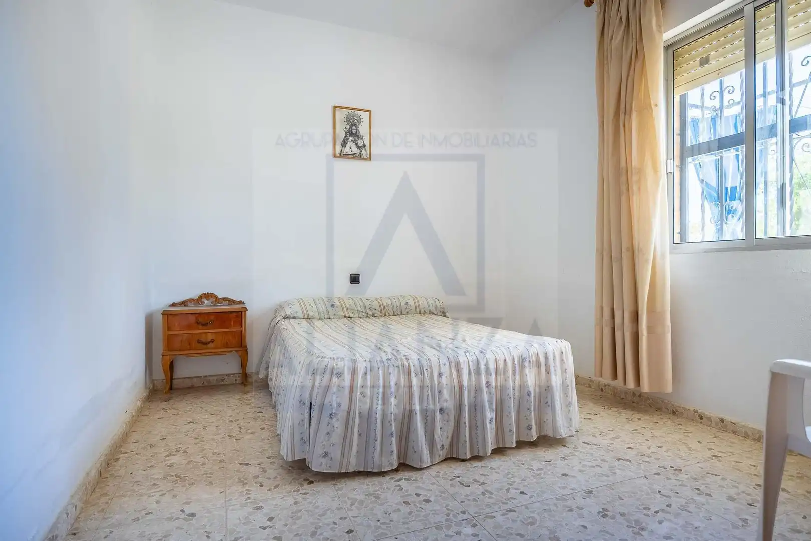 Houses for sale in Sanlúcar la Mayor, Sevilla