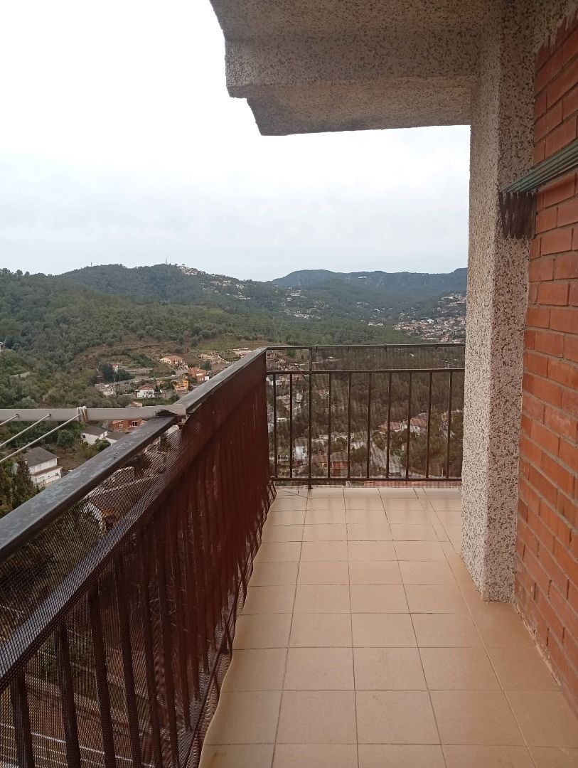 Terraza de Piso de alquiler en Torrelles de Llobregat con Horno y Balcón