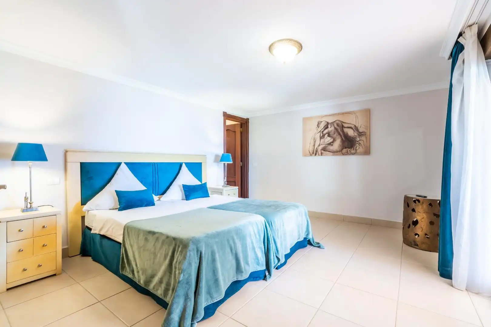 Dormitori de Casa o xalet en venda en Guía de Isora amb Aire condicionat, Jardí privat i Terrassa
