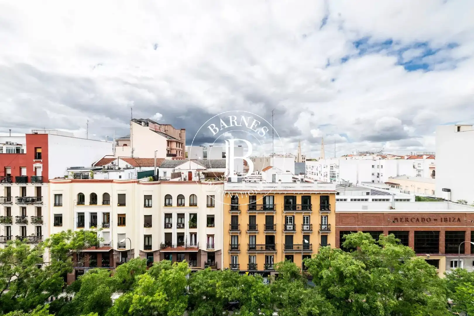 Exterior view of Flat for rent in Madrid  with Air Conditioner, Heating and Furnished