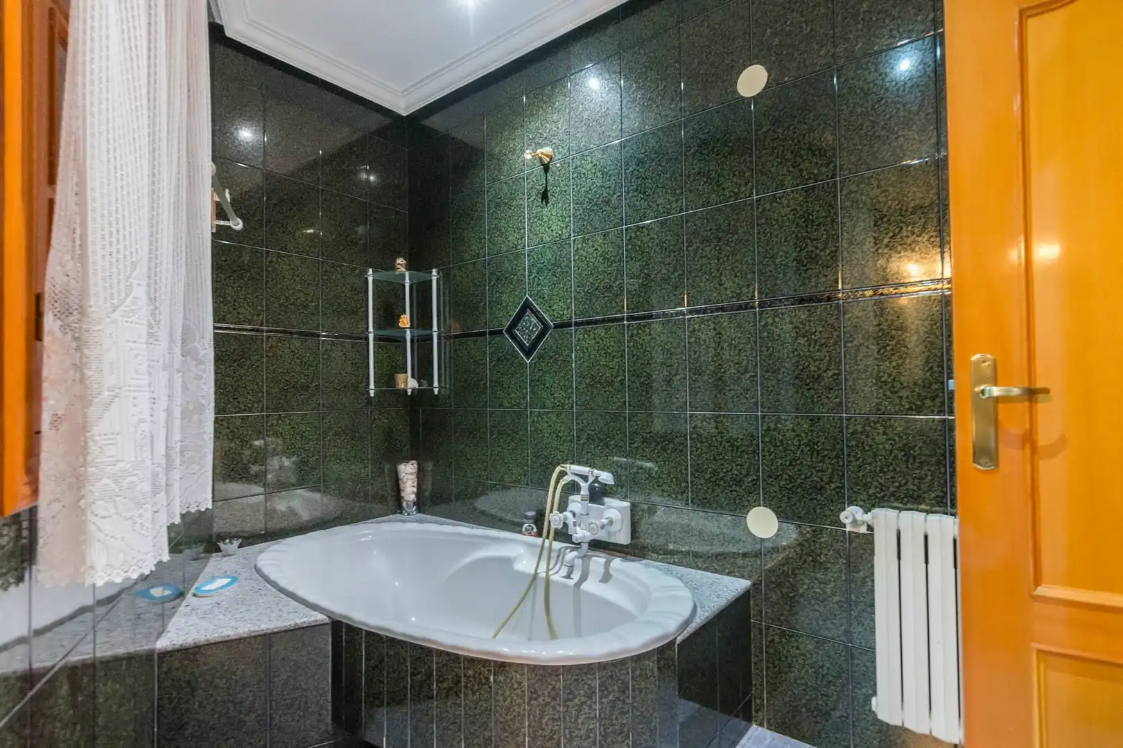 Bathroom of Houses for sale in Las Torres de Cotillas  with Air Conditioner, Heating and Private garden