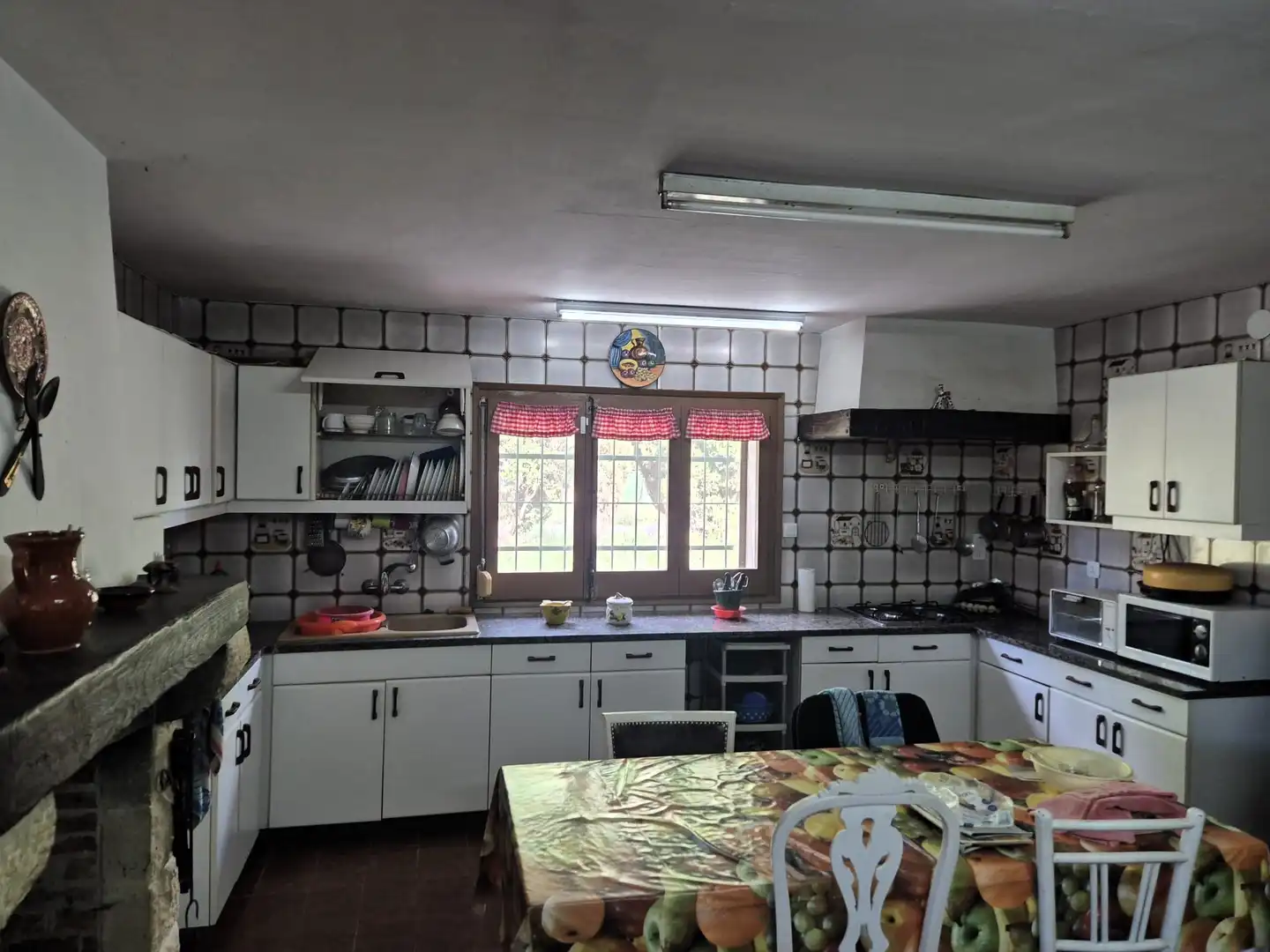 Cocina de Finca rústica en venta en Castellet i la Gornal