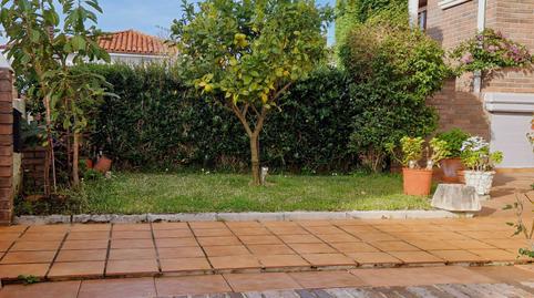Foto 2 de Casa adosada en venta en Joaquin Fernandez Vallejo, Tanos, Torrelavega