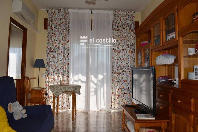 Piso en Venta en La Adrada
