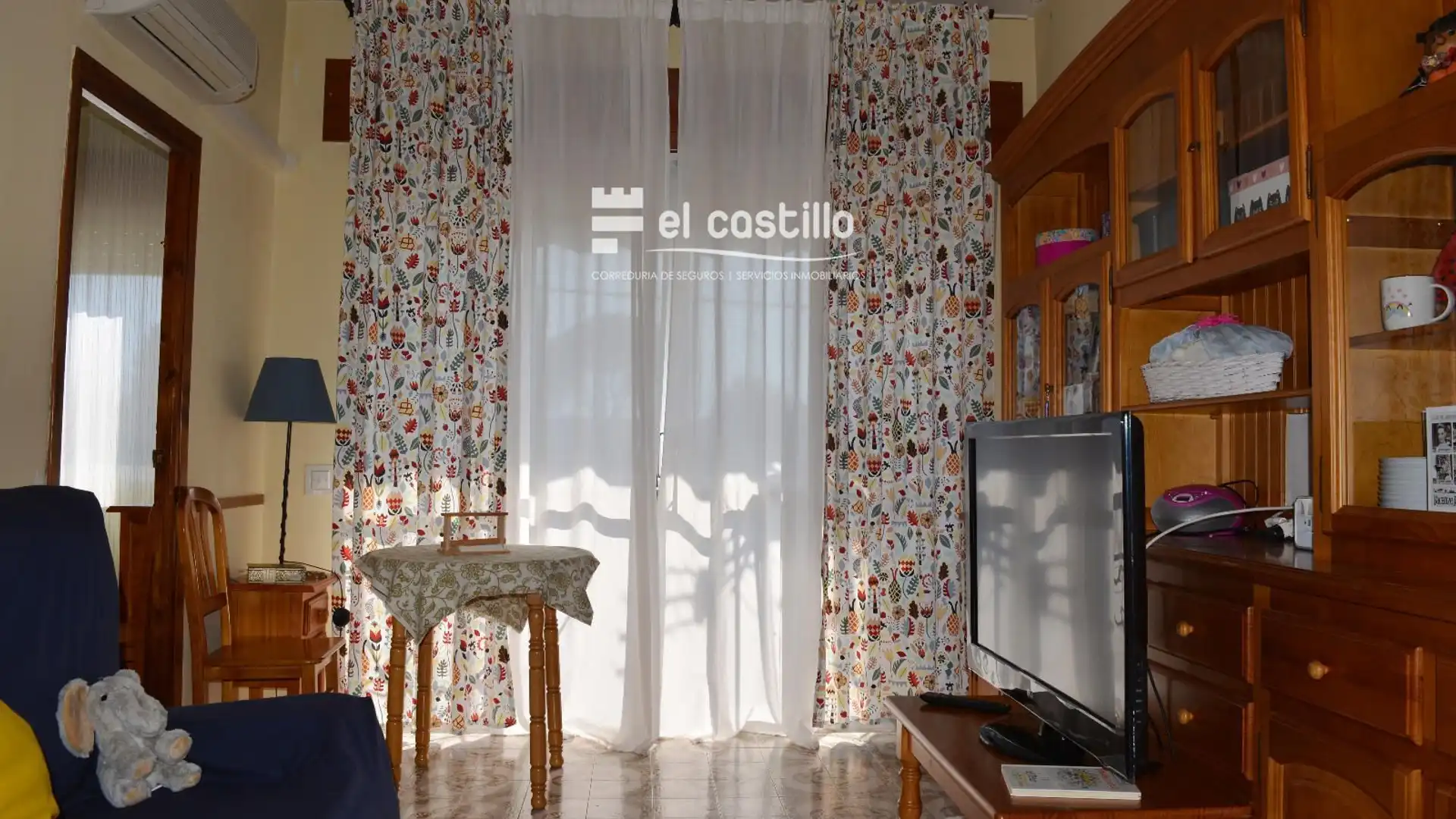 Wohnzimmer von Wohnung zum Verkauf in La Adrada  mit Klimaanlage, Heizung und Terrasse