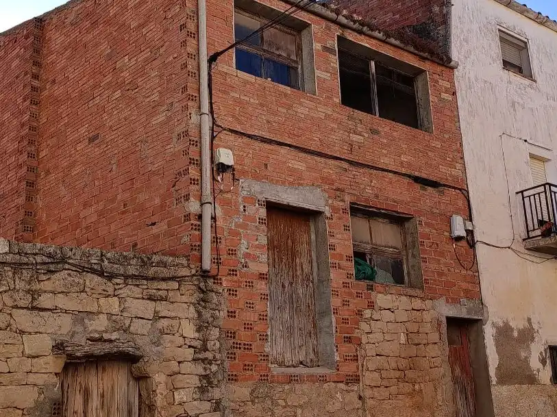 Vista exterior de Traster en venda en L'Albi