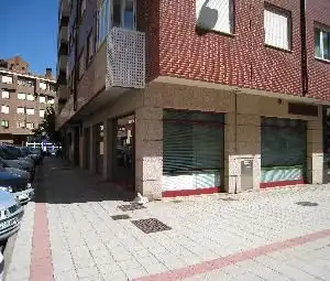 Local comercial en venda a Puentecilla