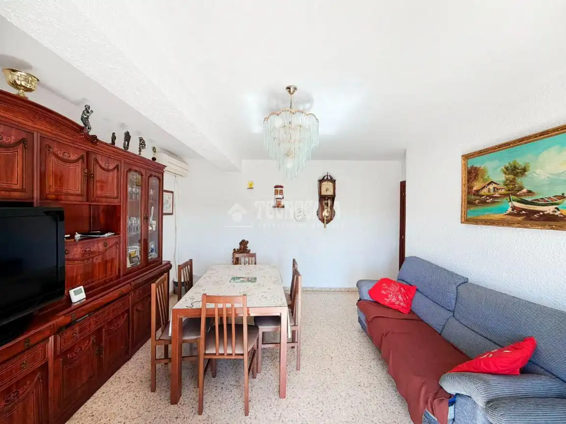 Living room of Flat for sale in Zaragoza  with Heating and Balcony
