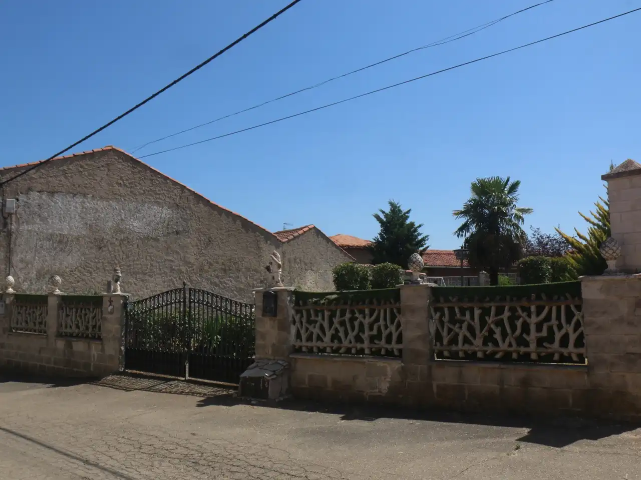 Bungalow with garden for sale in Calle Don Felipe 21, imagen 2