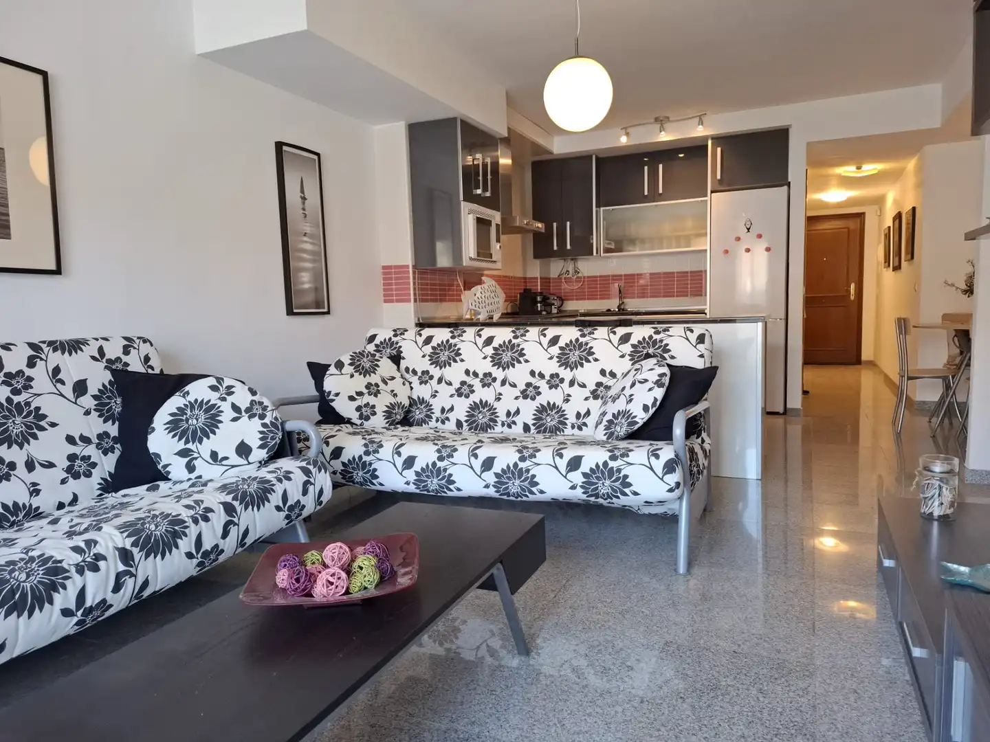 Living room of Flat for sale in Lújar  with Terrace and Furnished