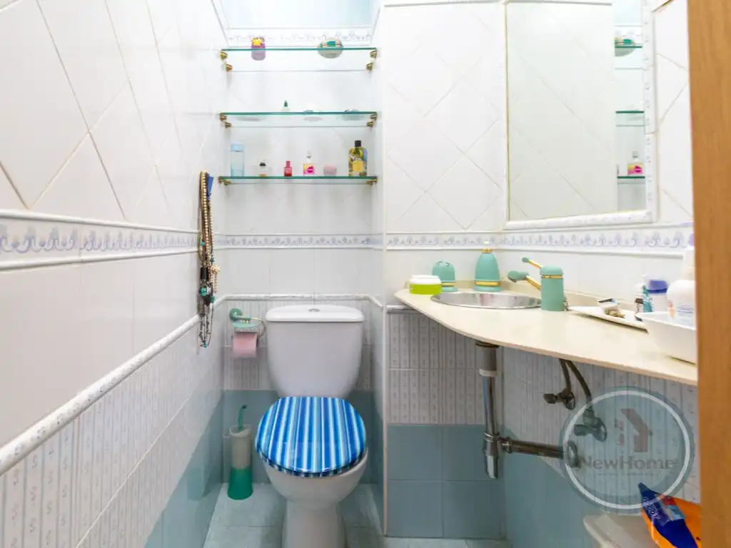 Bathroom of Flat for rent in Elche / Elx  with Air Conditioner and Balcony