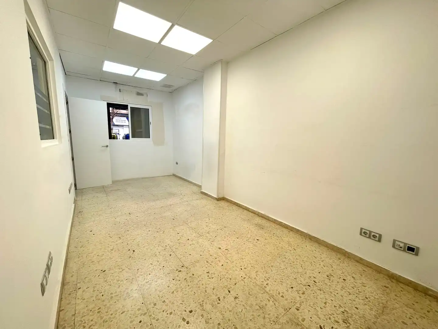 Business premises for sale in Carrer Sant Pere Pasqual 10, imagen 5