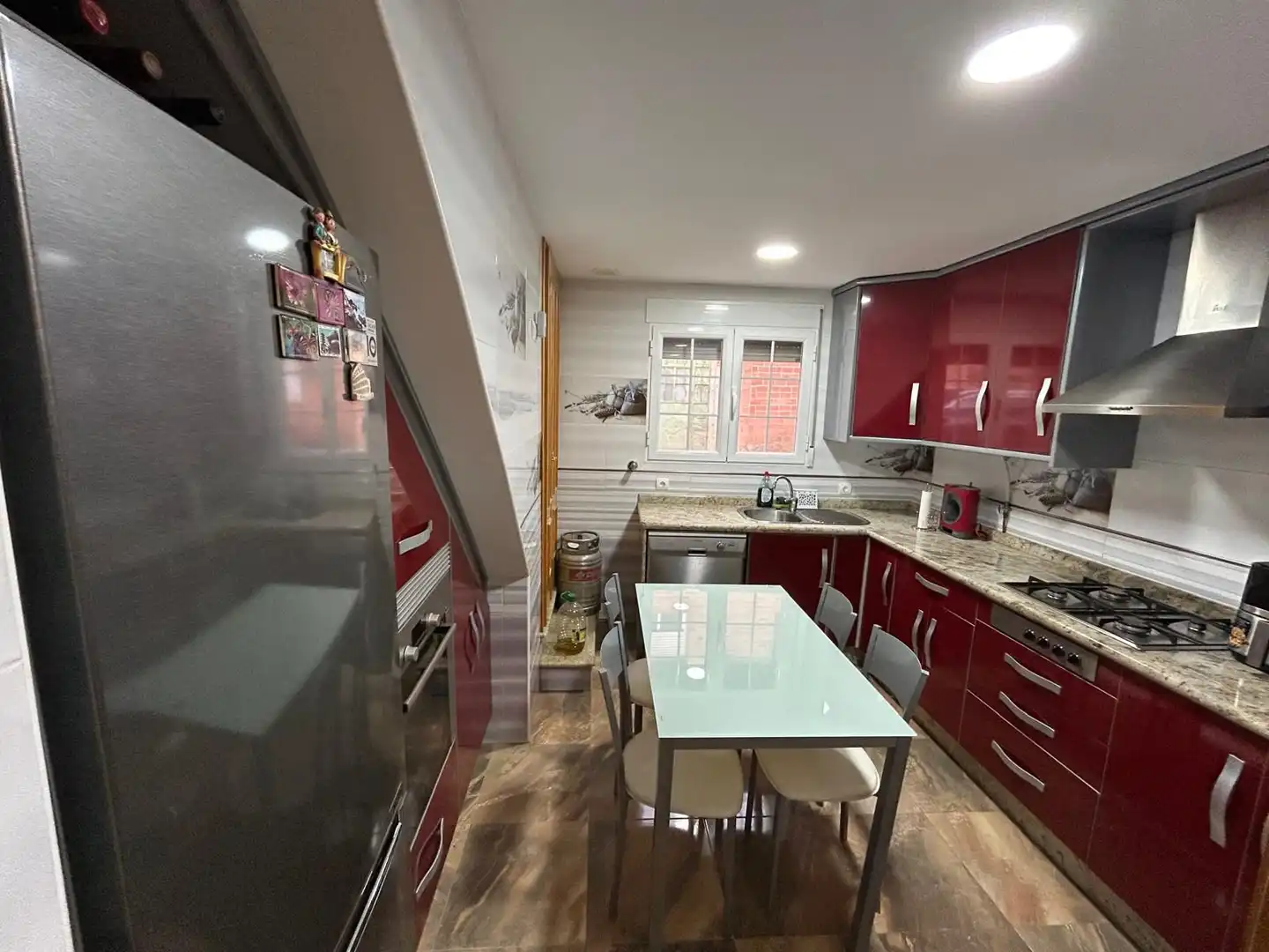 Cuina de Casa o xalet en venda en Villalpardo amb Aire condicionat, Jardí privat i Terrassa