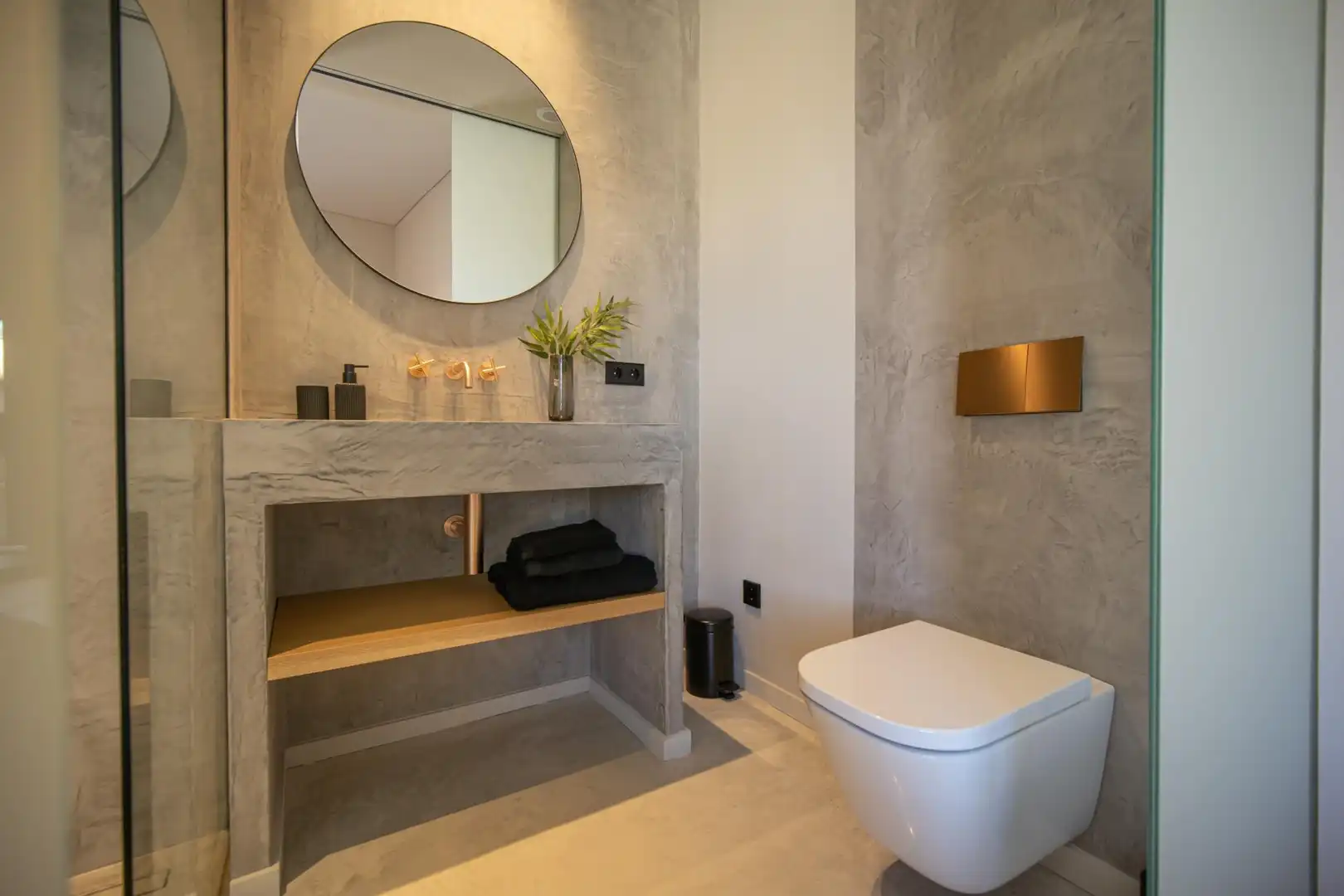 Bathroom of Houses for sale in Campanet  with Air Conditioner, Heating and Furnished