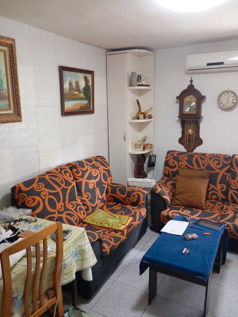 Flat for sale in Calle Montesa, PAU 2-600