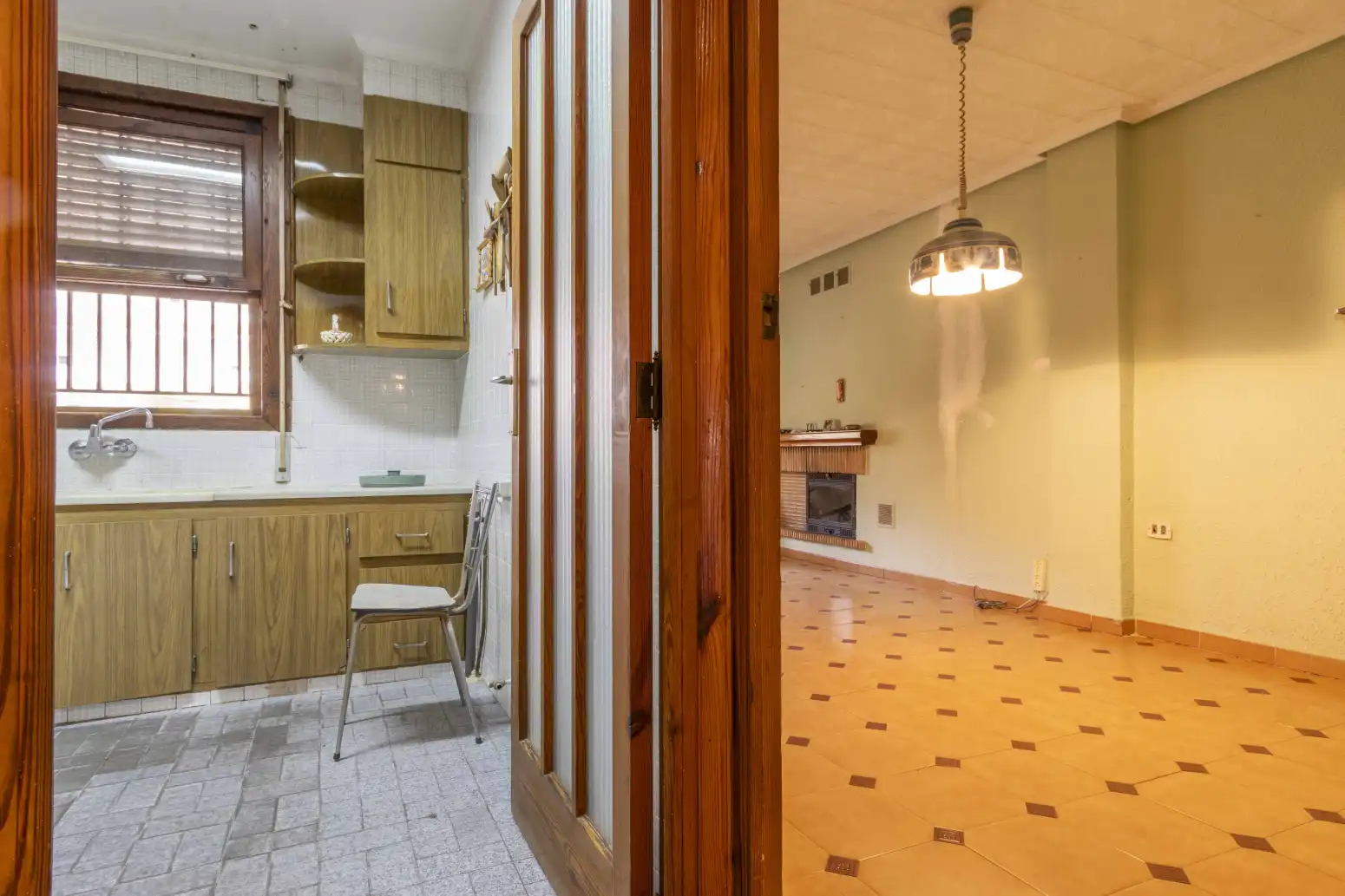 Küche von Wohnung zum Verkauf in Museros mit Terrasse