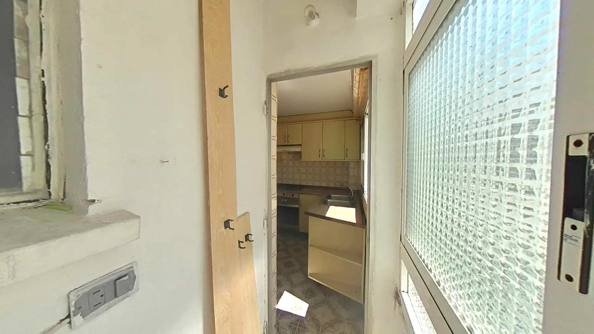 Cuina de Pis en venda en Valencia amb Aire condicionat, Forn i Balcó