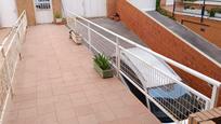 Terrassa de Casa adosada en venda en Móstoles amb Calefacció, Jardí privat i Terrassa