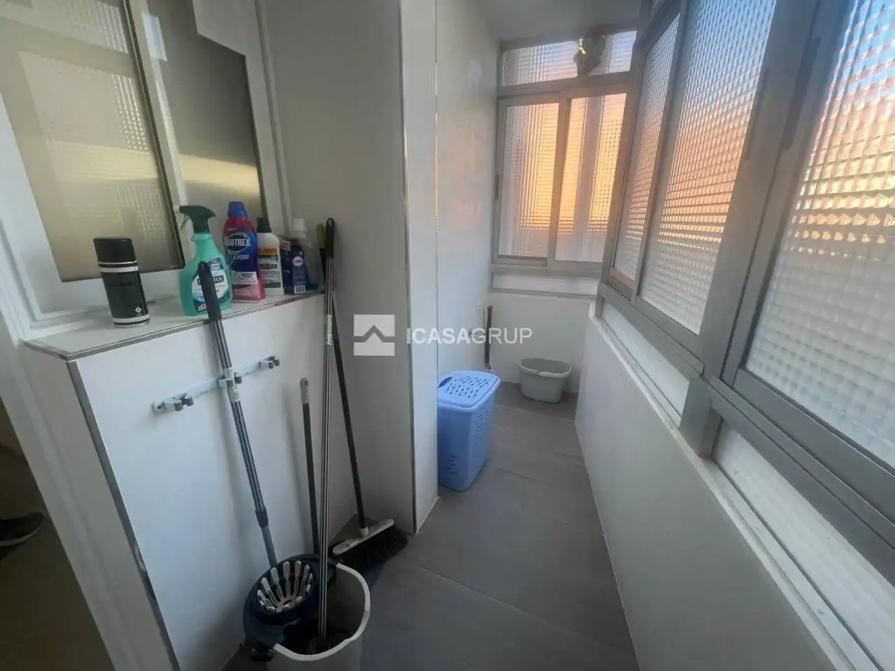 Schlafzimmer von Wohnung zum Verkauf in Rubí mit Klimaanlage und Balkon