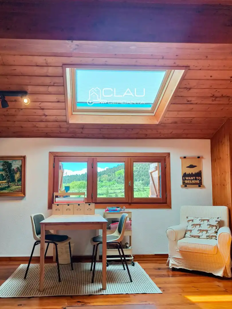 Terraza de Dúplex de alquiler en Latour - de - Carol con Calefacción, Parquet y Terraza