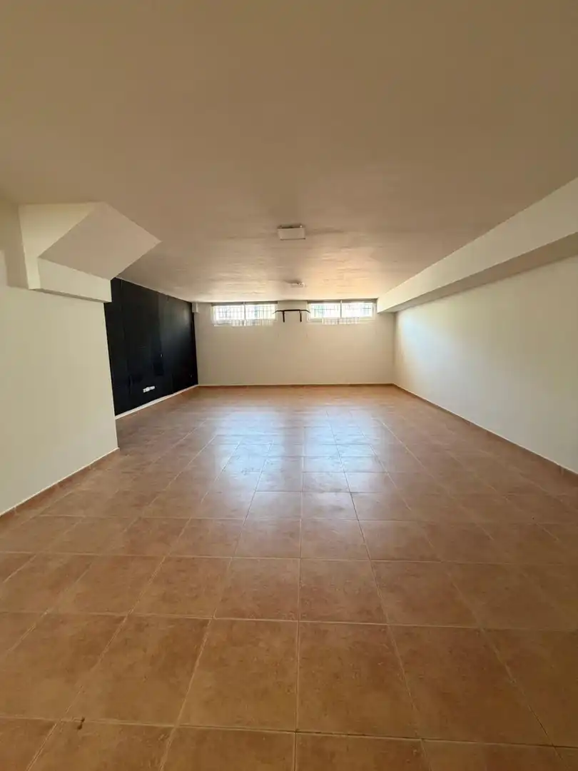 Villa avec piscine à vendre à JOSÉ MARÍA MARTÍN CARPENA 9, imagen 4