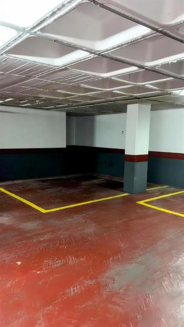 Einzelparkplatz zum Verkauf in Calle Reyes Catolicos, imagen 3