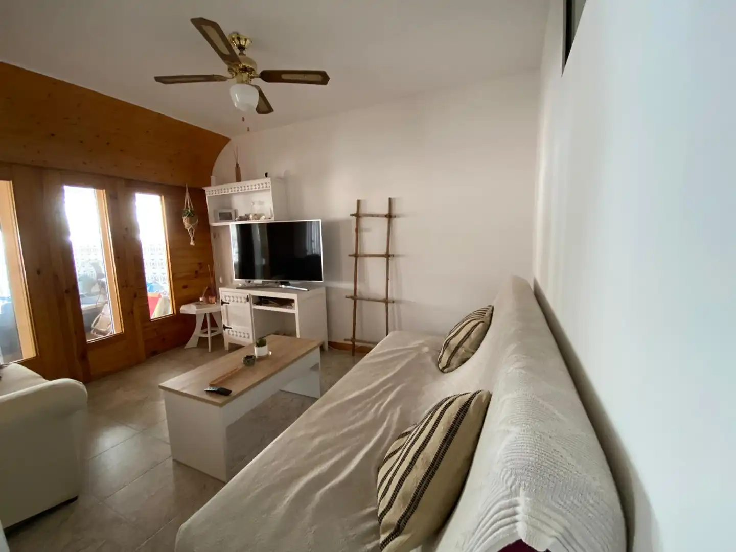 Sala de estar de Planta baja en venta en Xeraco con Aire acondicionado, Terraza y Amueblado