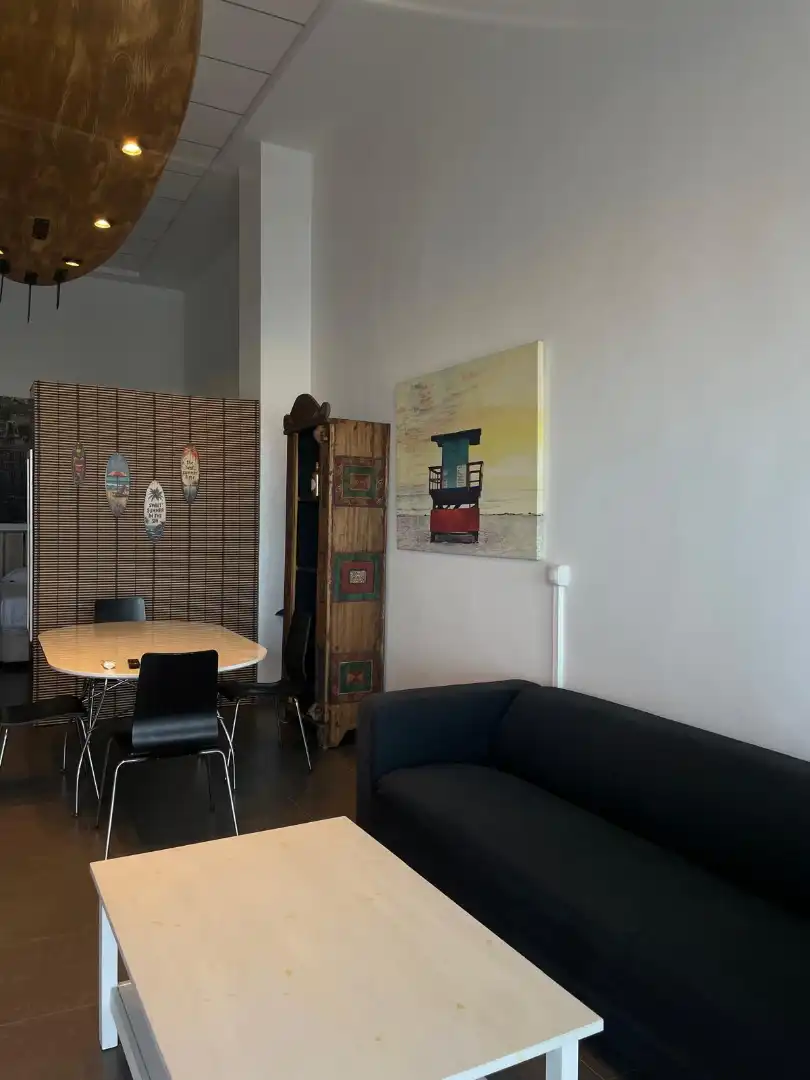 Sala d'estar de Pis de lloguer en Roquetas de Mar amb Aire condicionat, Calefacció i Moblat