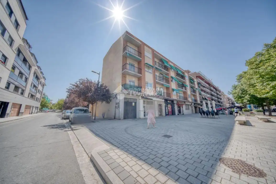Vista exterior de Pis en venda en Laguna de Duero amb Aire condicionat, Calefacció i Terrassa