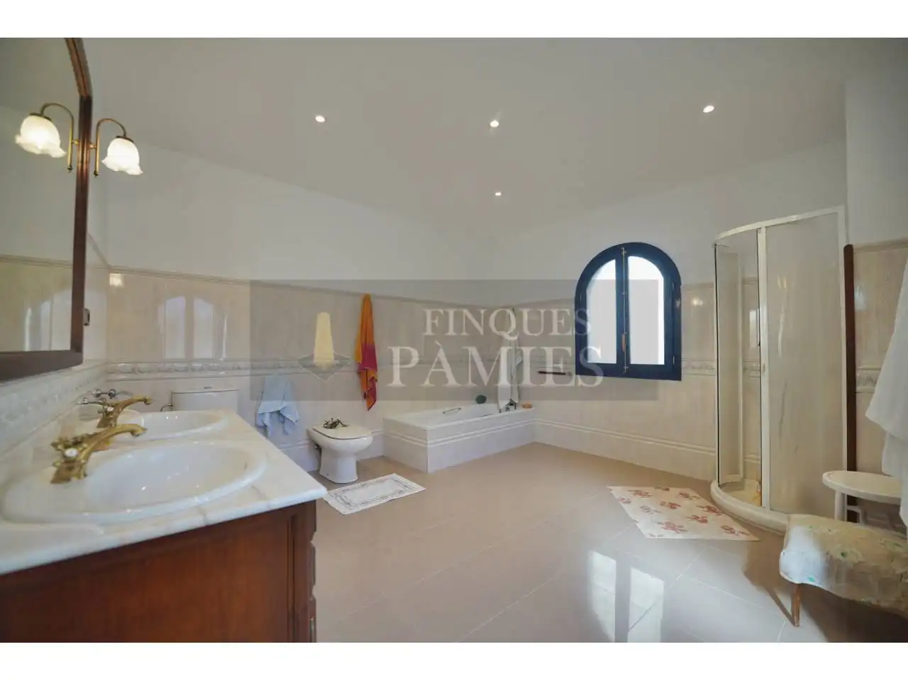 Bathroom of Houses for sale in Vilaplana  with Terrace